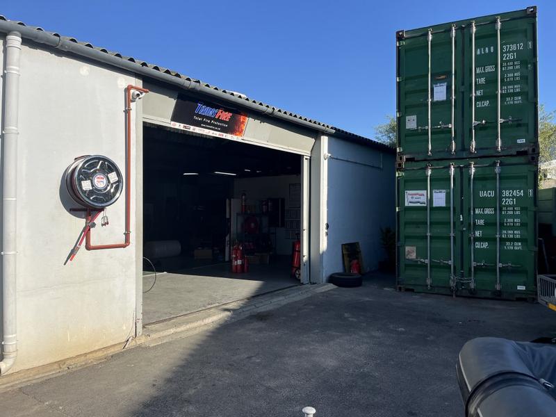 To Let Commercial Property for Rent in Montague Gardens Western Cape